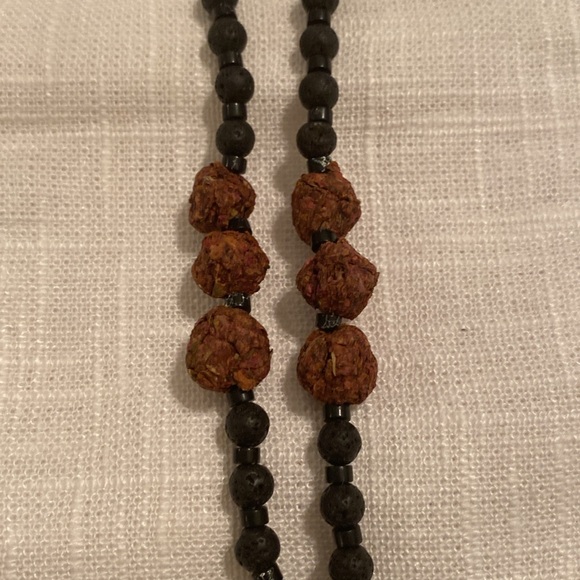 Handmade Meditation Necklace, Dried flower beads also made by me 🫶 - Picture 3 of 6